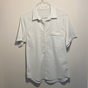 Lulu Lemon Sleeveless button down.